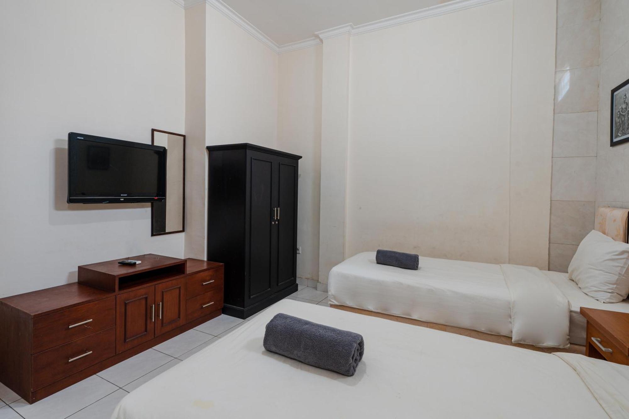 Pondok Anyar Hotel Kuta  Room photo