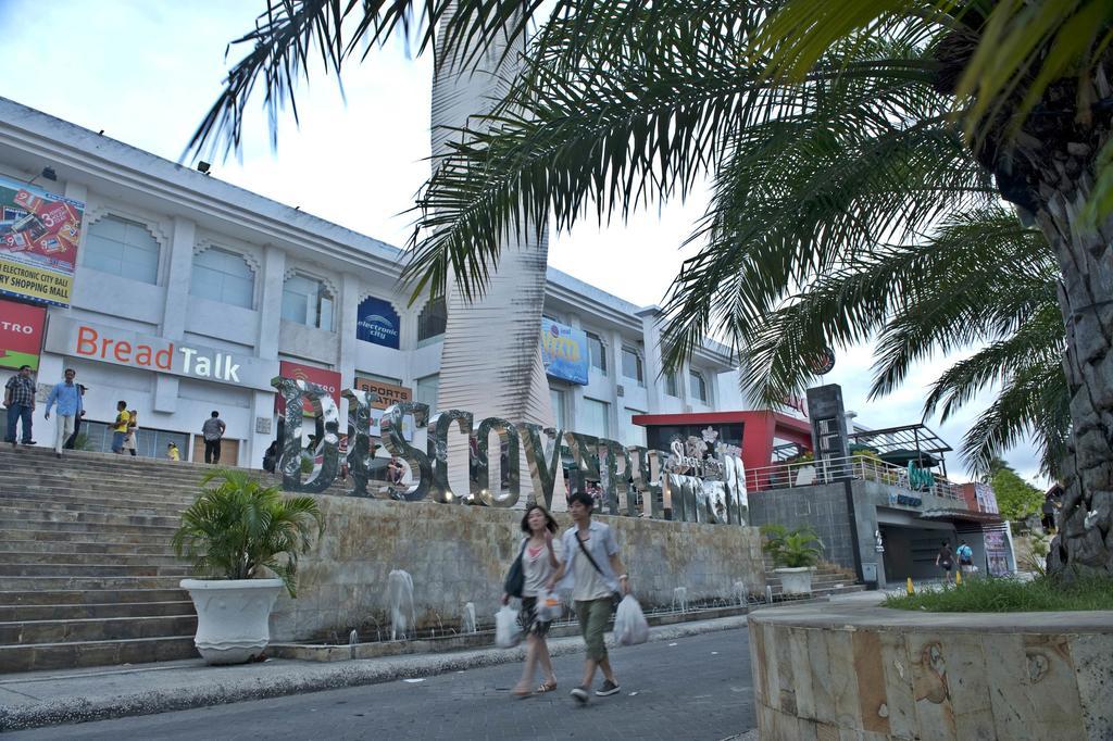 Pondok Anyar Hotel Kuta  Exterior photo